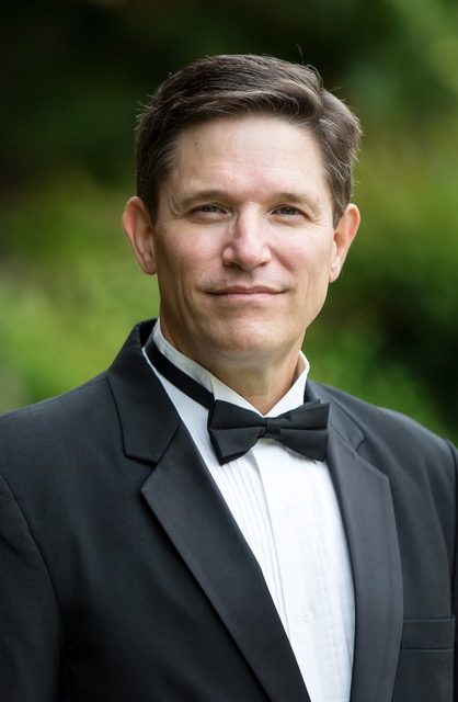 MC director of choral activities, Mark Nabholz 