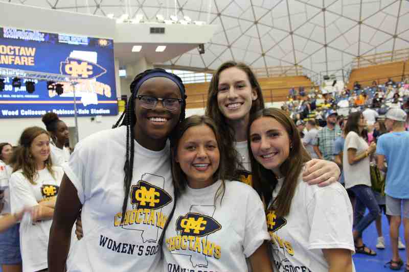 Choctaws Split Twinbill on Senior Day - Mississippi College Athletics