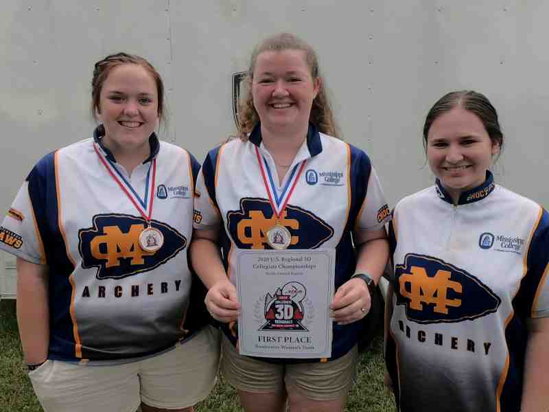 Bowhunter women's team getting first-place: Anna Carraway, Kathryn Freeman and Emilia Miceli.