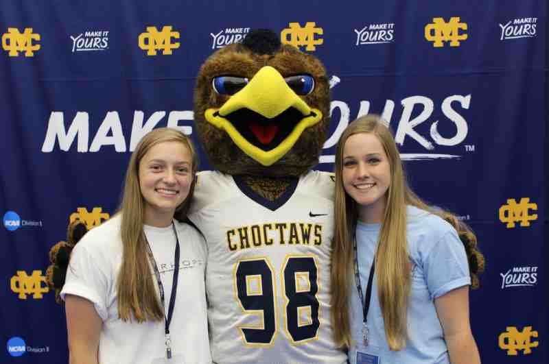 Mississippi College sports personality Tom. A Hawk stayed busy taking pictures with incoming freshmen during orientation on the Clinton campus. The two-day event July 12-13 attracted 200 students and many parents from more than a dozen states.