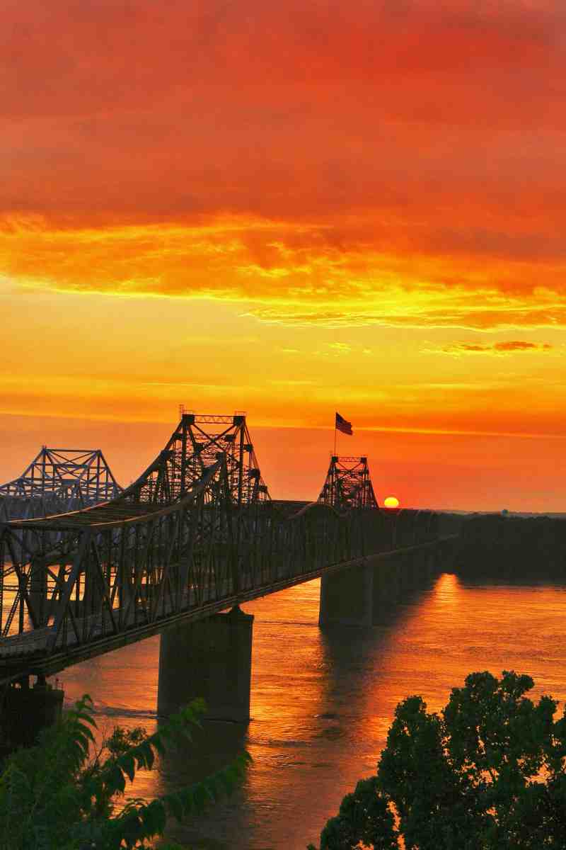 Vicksburg photographer Marty Kittrell captured this image of the Mississippi River bridge in his hometown in Warren County.
