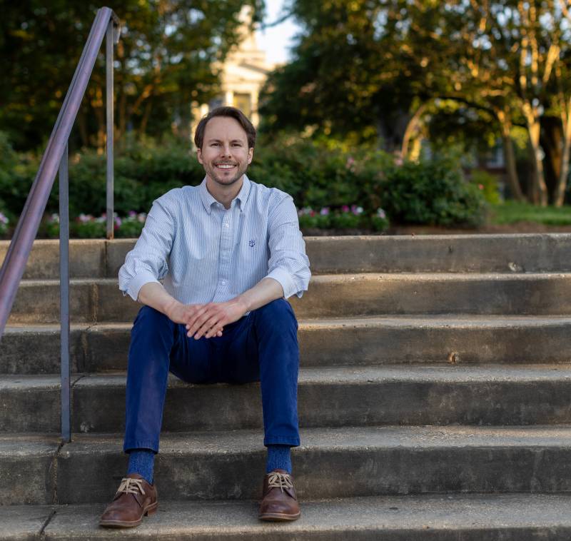 An interactive approach to the classroom has helped Drake Terry, assistant professor in the Department of Psychology at MC, earn the 2024 Pittman Young Faculty of the Year Award.