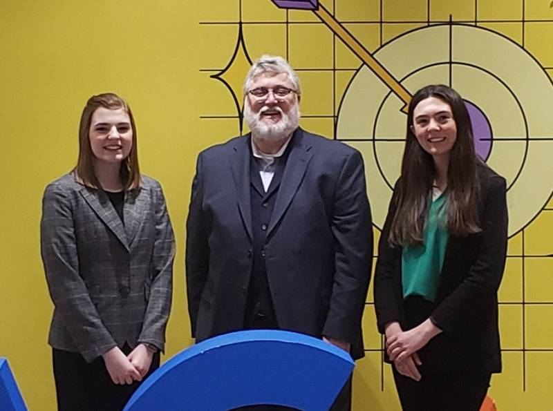 MC Business students Rebecca Stafford, left, and Brooke Neal earned scholarships to attend the AGA #NLT25 conference with Billy Morehead, MC professor of accounting.